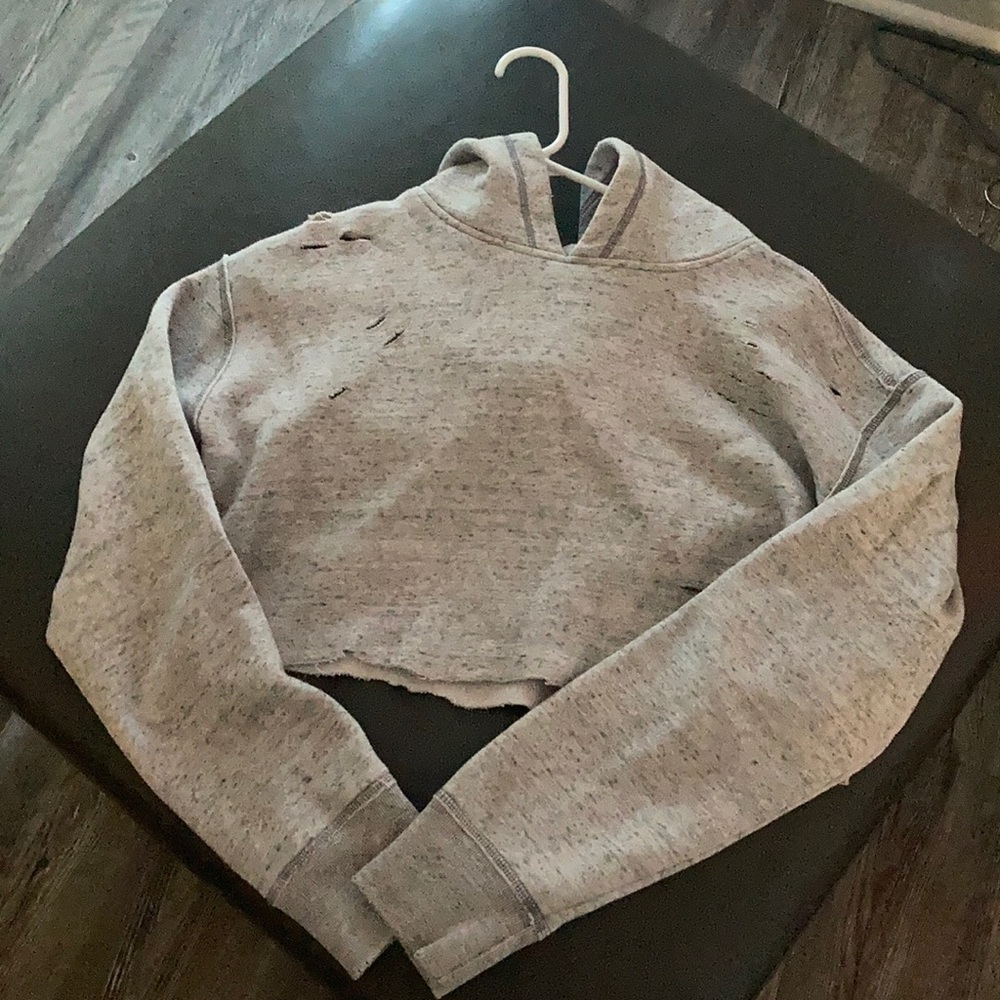 Sweatshirt Crop Top